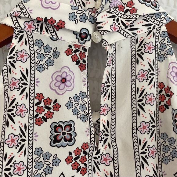 Ann Taylor Floral Sleeveless Tie Neck Blouse/Top/Shell, Blue, Lavender, L - Picture 4 of 12